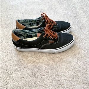 Men’s Black Lace Up Vans